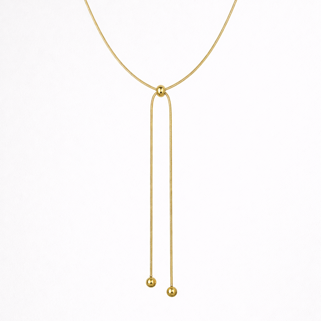Noémi Minimalistic Knot Necklace