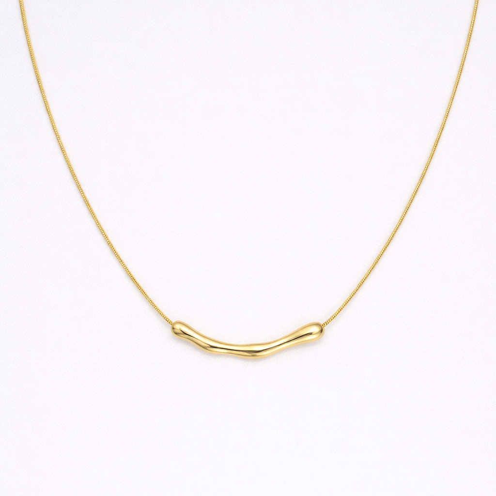 Céleste Organic Shaped Necklace Gold