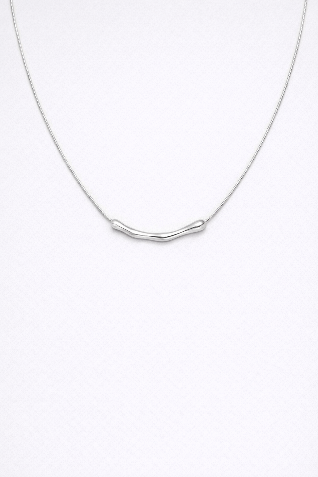 Céleste Organic Shaped Necklace Silver