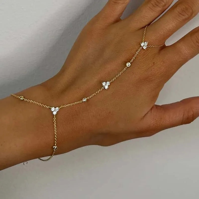 Sadé Hand Chain Bracelet Gold