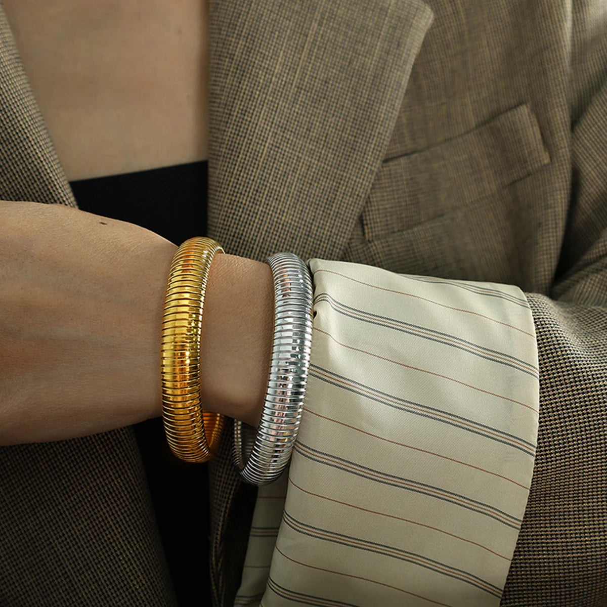 Liana Flex Bangle Gold