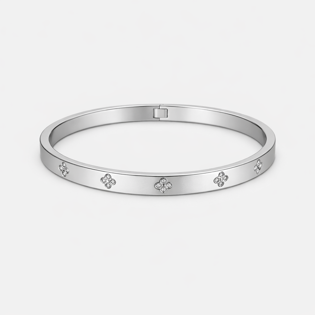 Cloé Cuff Bracelet Silver